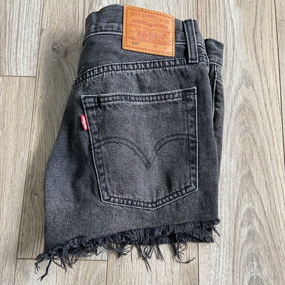 Levi’s jeans shorts collection - Picture 2 of 7